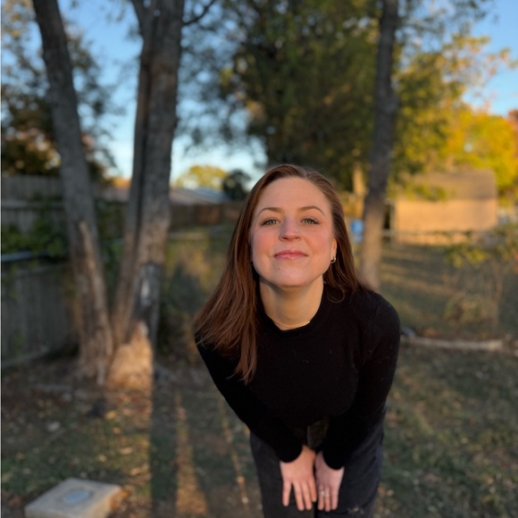 Meet your Posher, Hannah - Picture 4 of 15